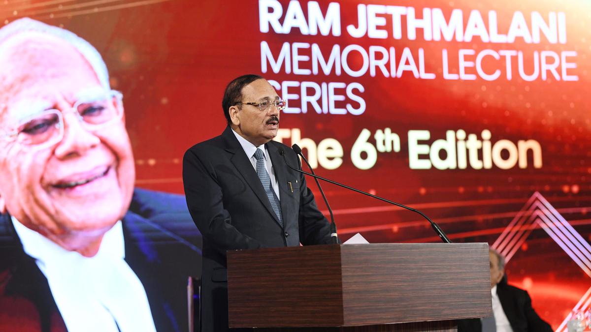 CJI says judiciary can not earn public trust by shielding itself from scrutiny