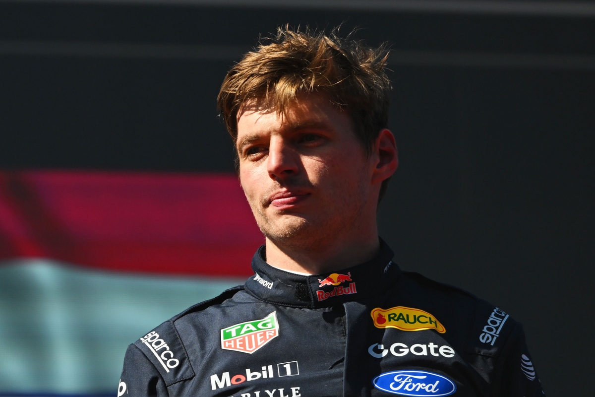 Who is racing Max Verstappen in "Max vs 100"? Entry list revealed