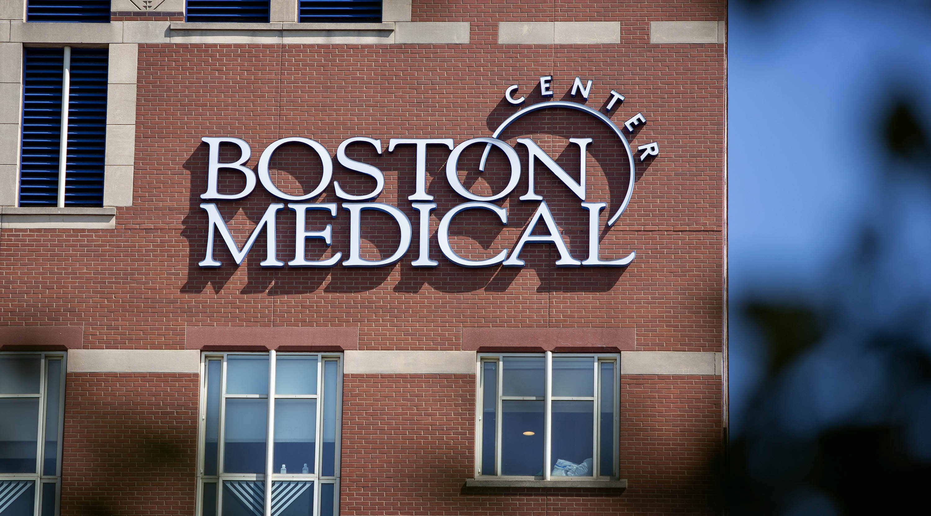 Boston Medical Center nurses vote to authorize strike