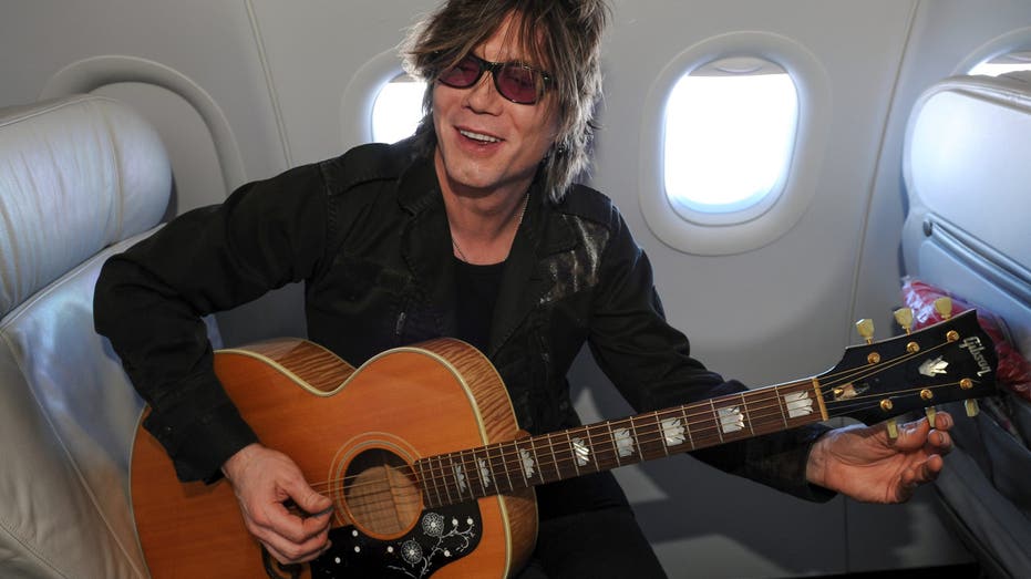 Goo Goo Dolls' John Rzeznik draws line on politics at concerts: 'I'm not going to lecture you'