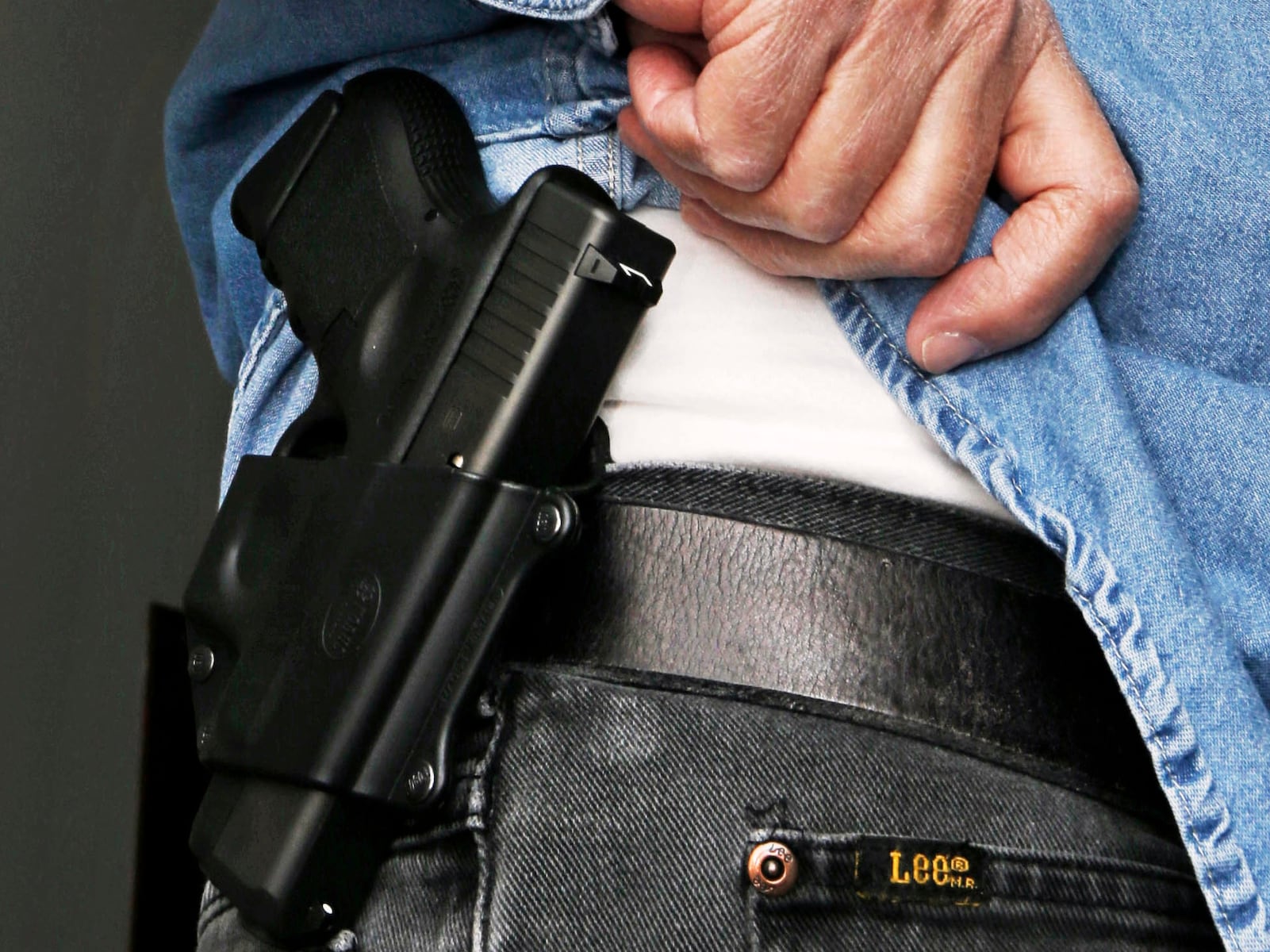 Oregon concealed carry permit laws challenged by gun rights group