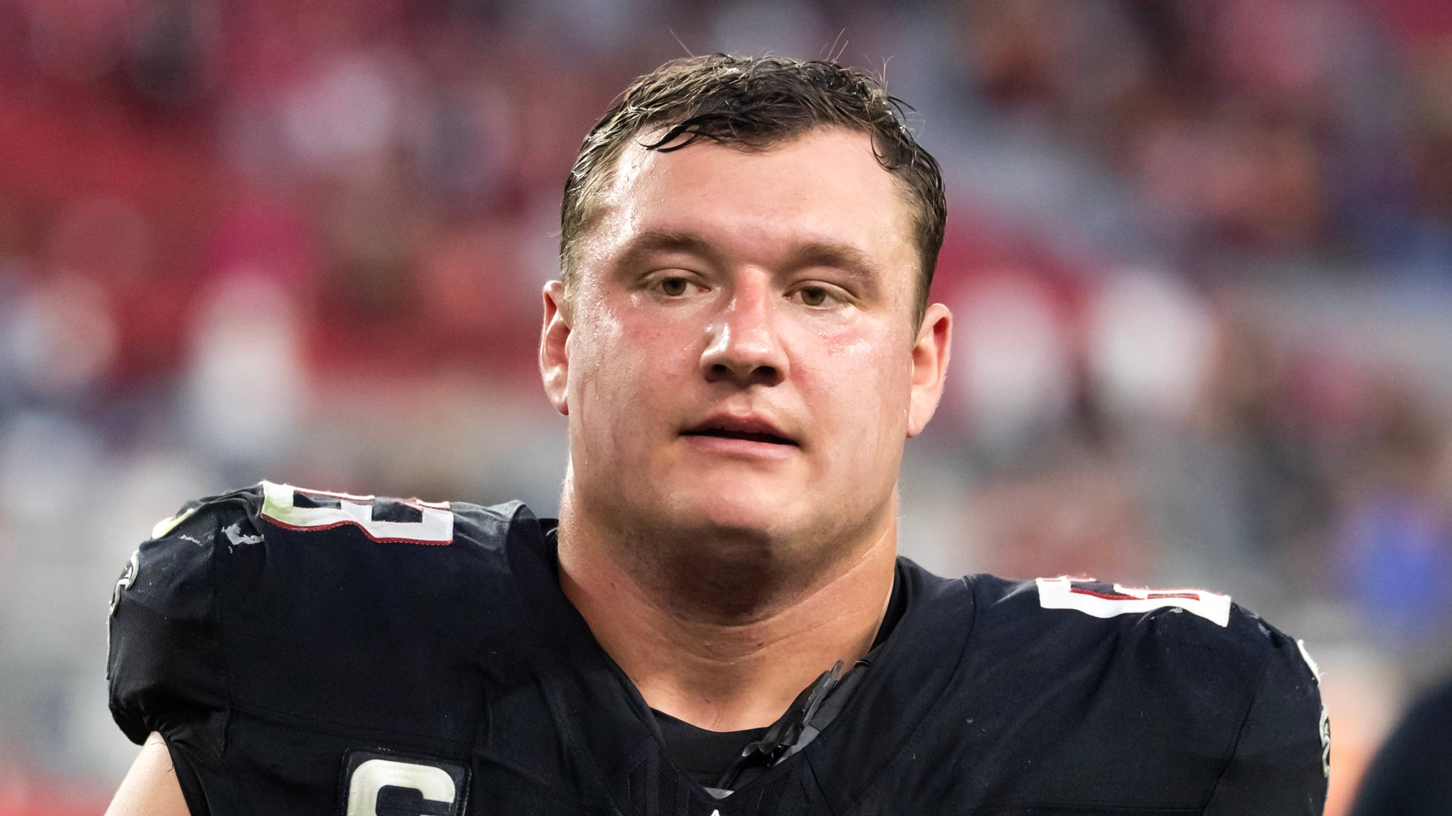Falcons Chris Lindstrom a Doubt after Picking Up Injury vs. Steelers