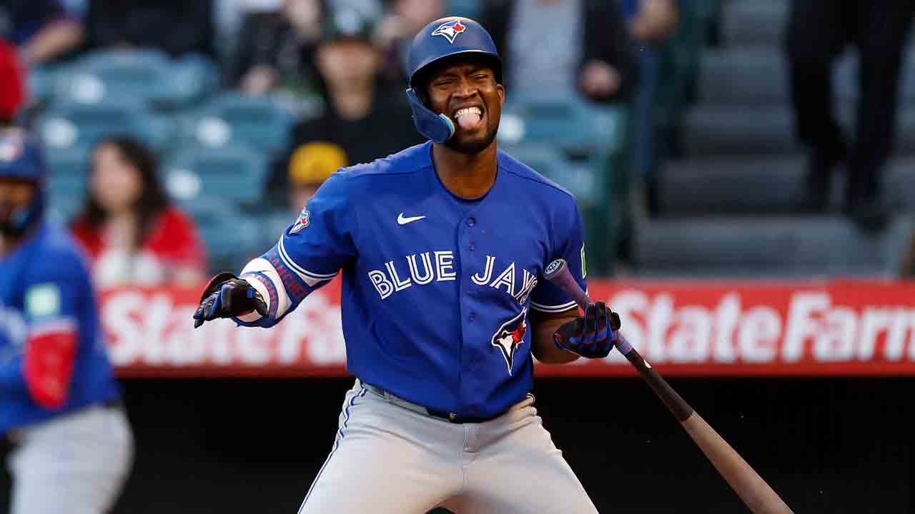 Diamondbacks claim Jesus Sanchez off waivers from Blue Jays