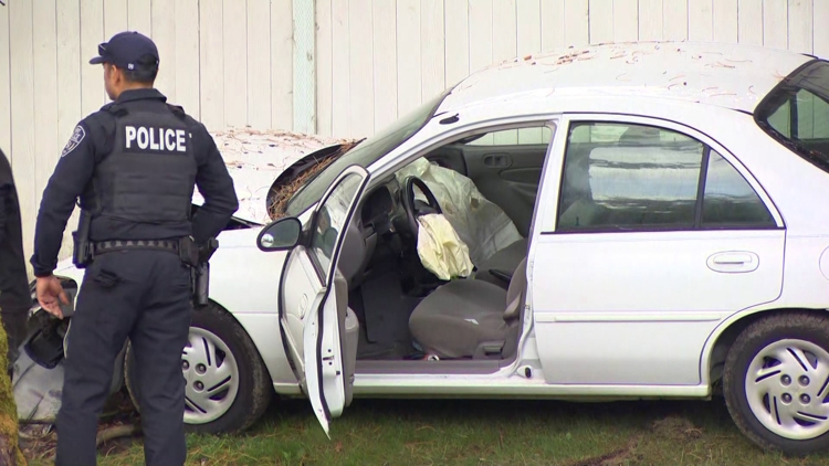2 elementary students hit by vehicle in Kent
