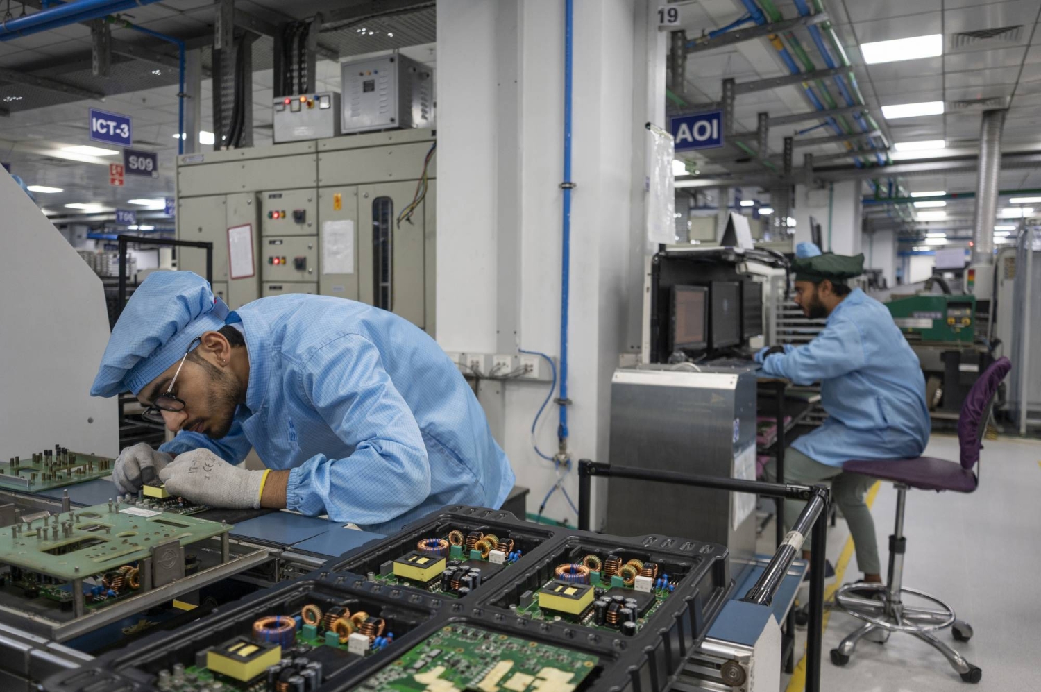 India wants to buy fewer Chinese imports, but keeps needing more