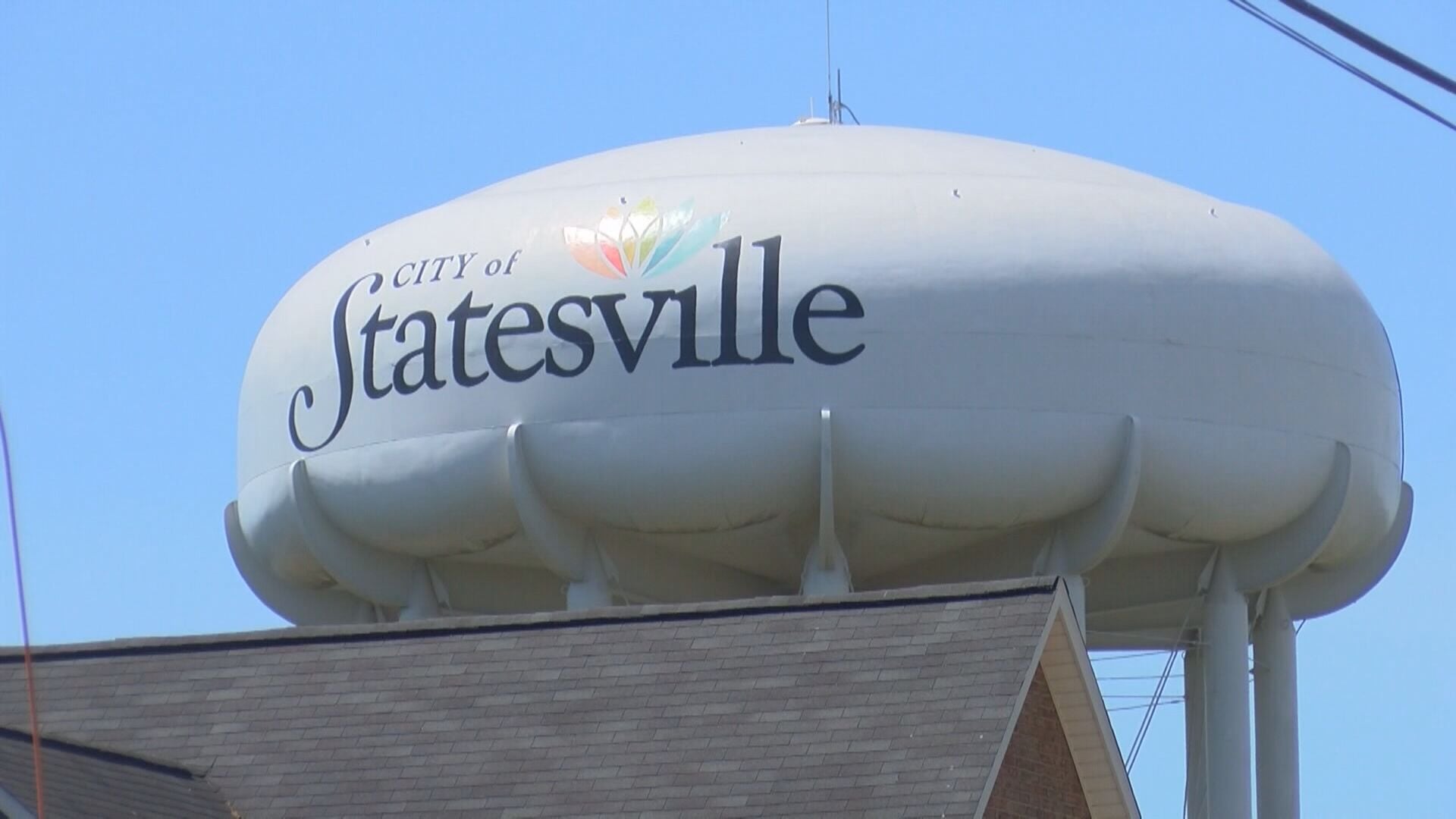 Statesville unanimously approves 180-day moratorium on data centers: What we know