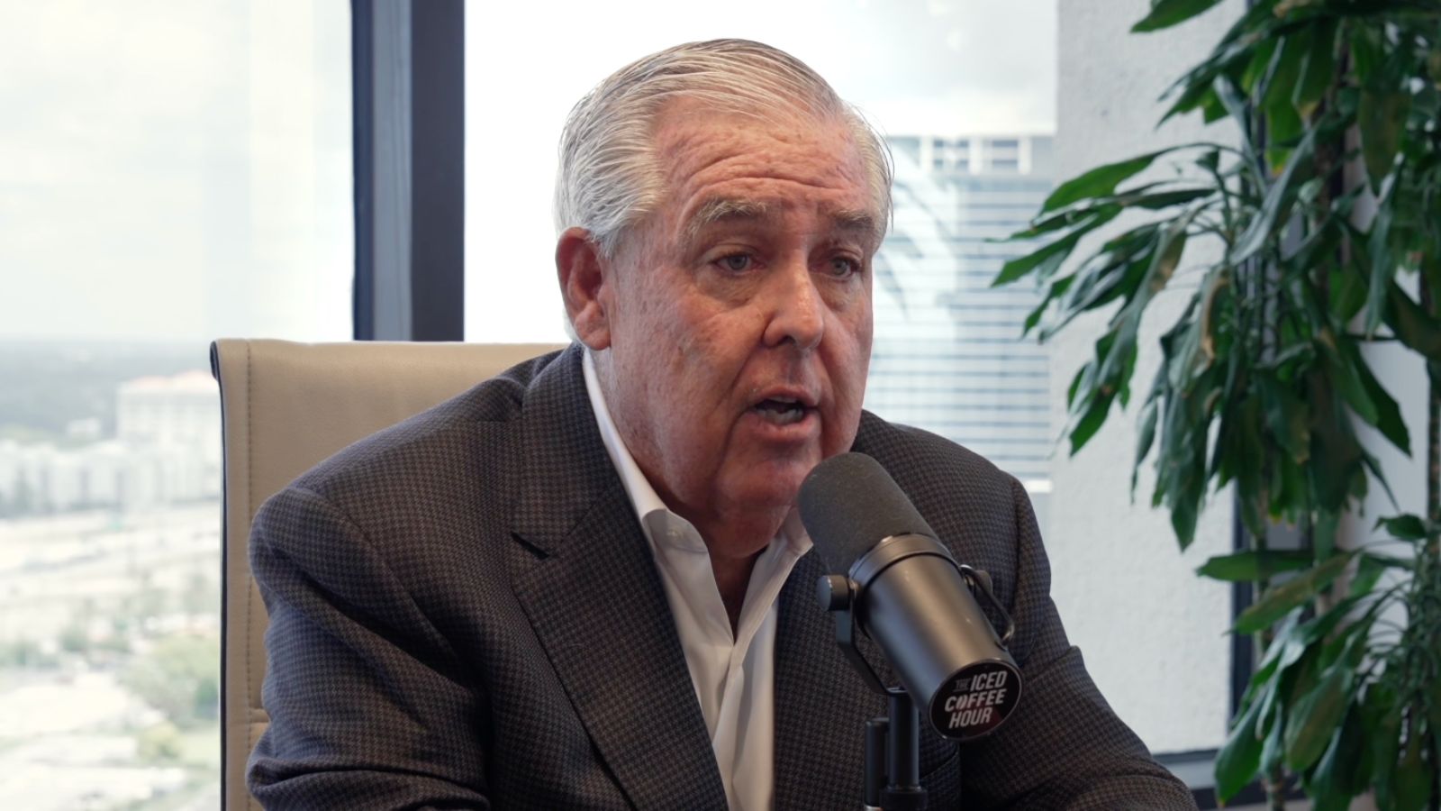 ’23 quit in 7 days’: Billionaire boss forces remote staff onto laptop camera monitoring