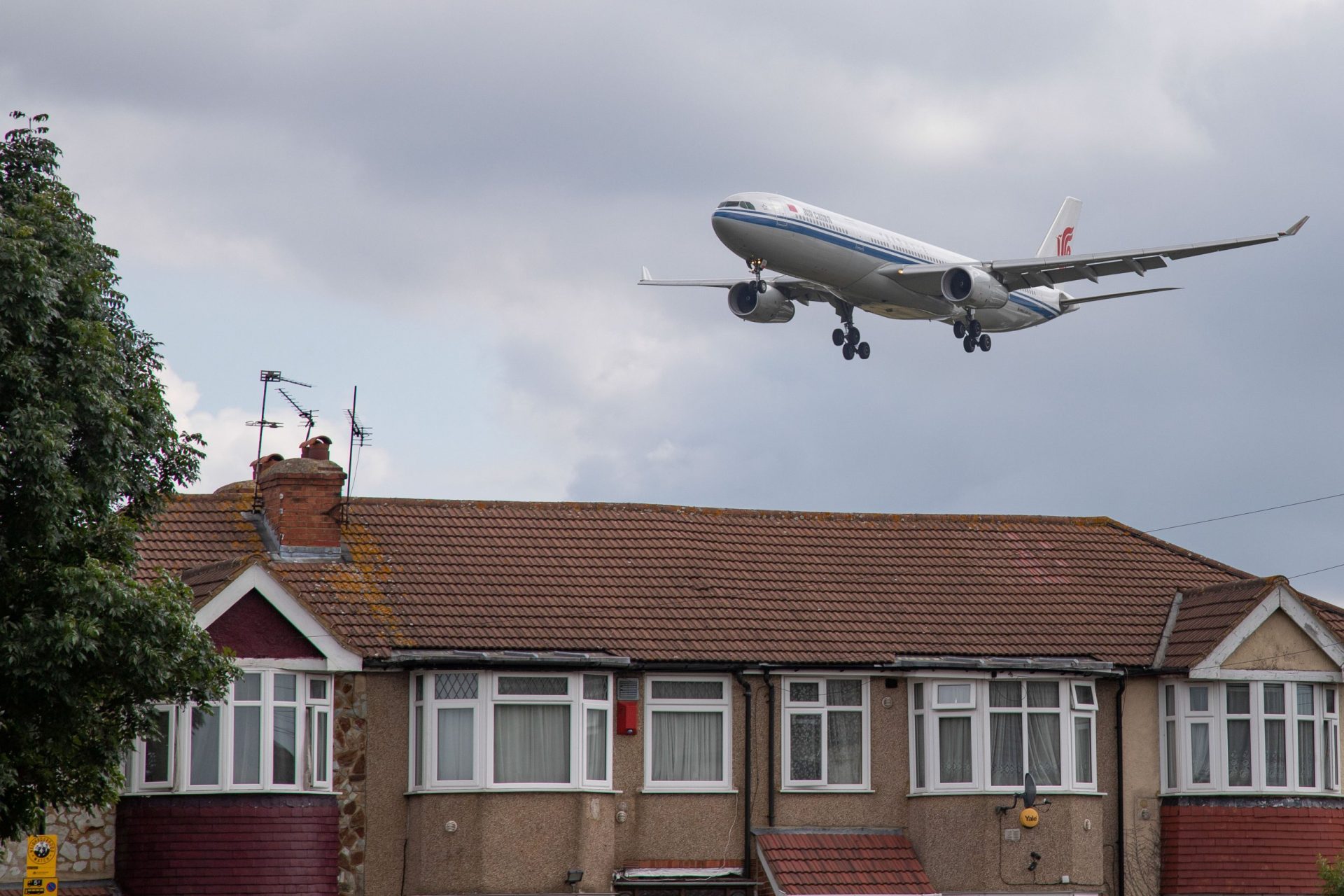 The actual risk to British passengers who use airlines that still fly over Russia