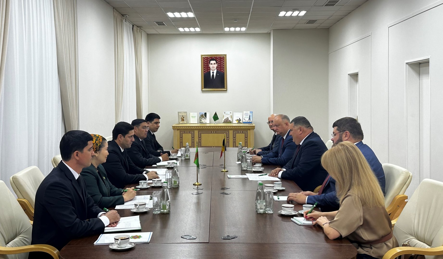 Turkmen-Moldovan inter-parliamentary friendship groups hold meeting