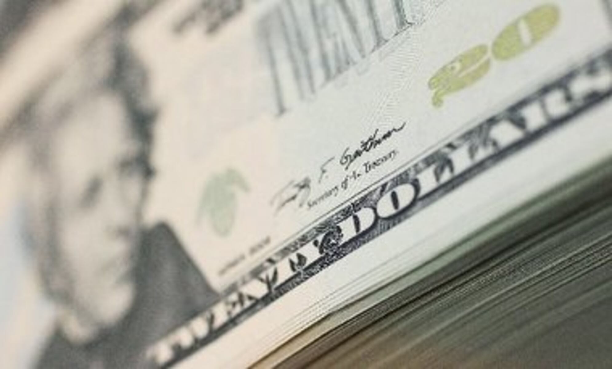 New bill would cut work week to 32 hours, with no change in pay