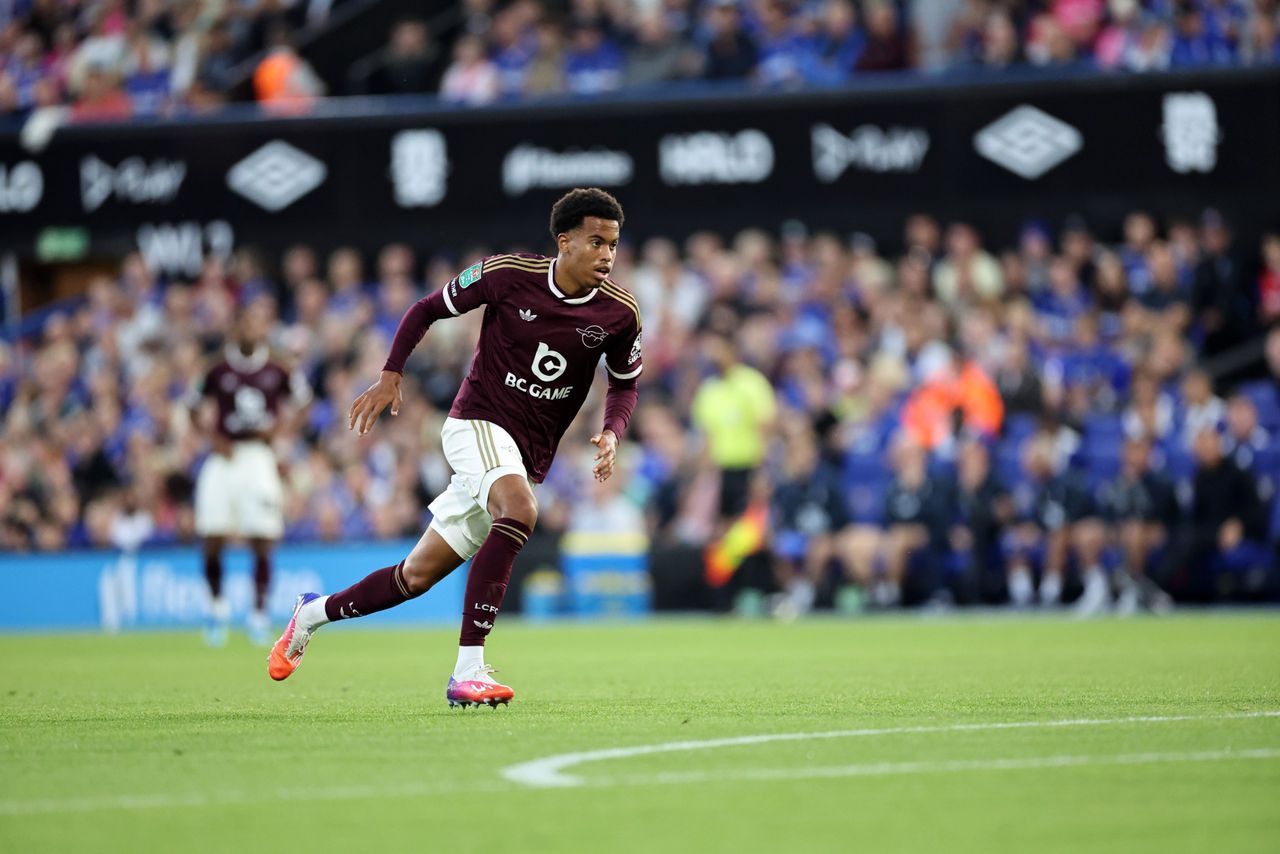 Manchester United in talks to sign teenage England midfielder who is a boyhood Old Trafford fan