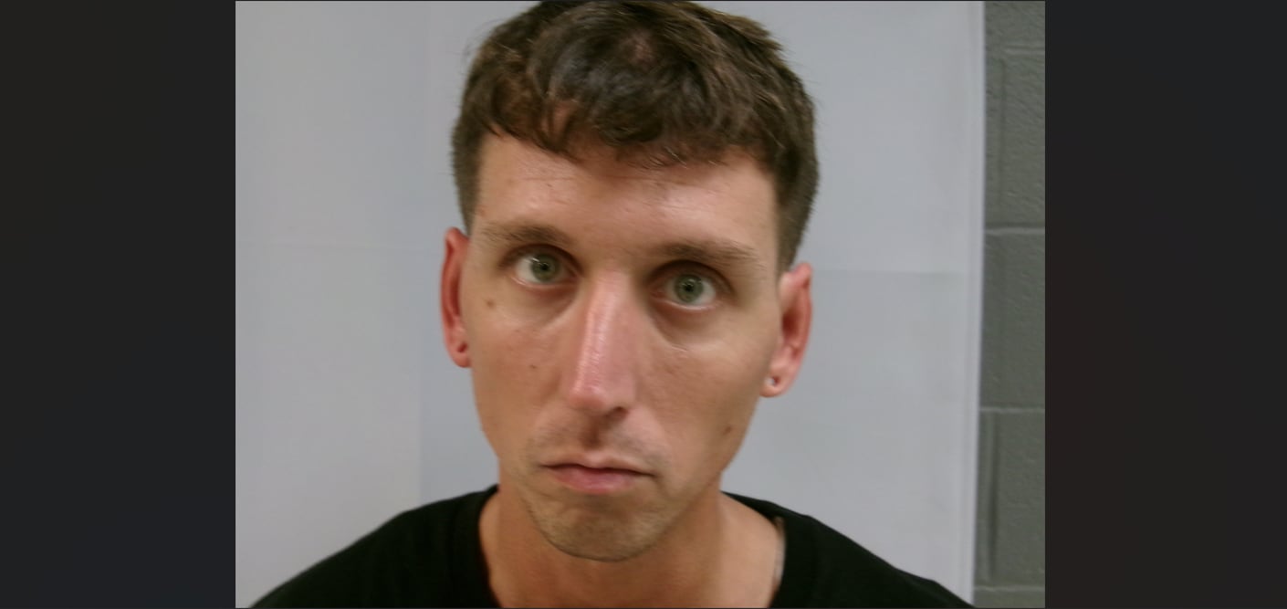 Dollar General manager charged with soliciting minor after locking girl inside store