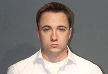 Pardon issued for sailor convicted of illegally selling machine guns