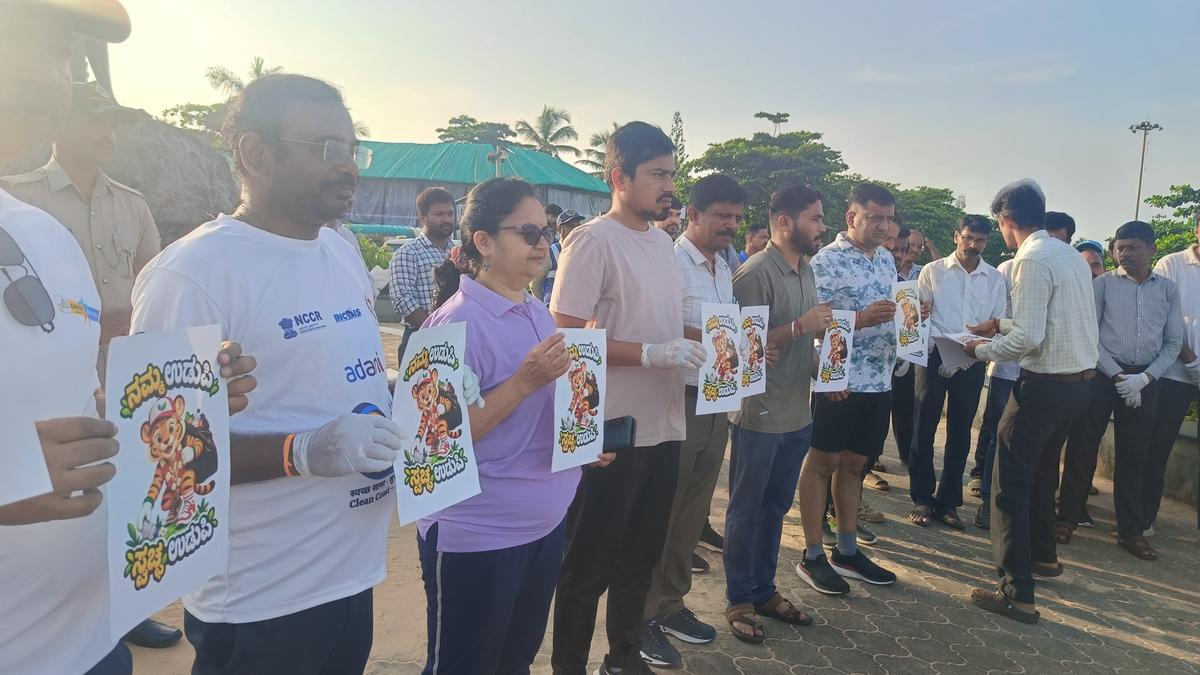 District administration organises cleanliness drive at Malpe beach