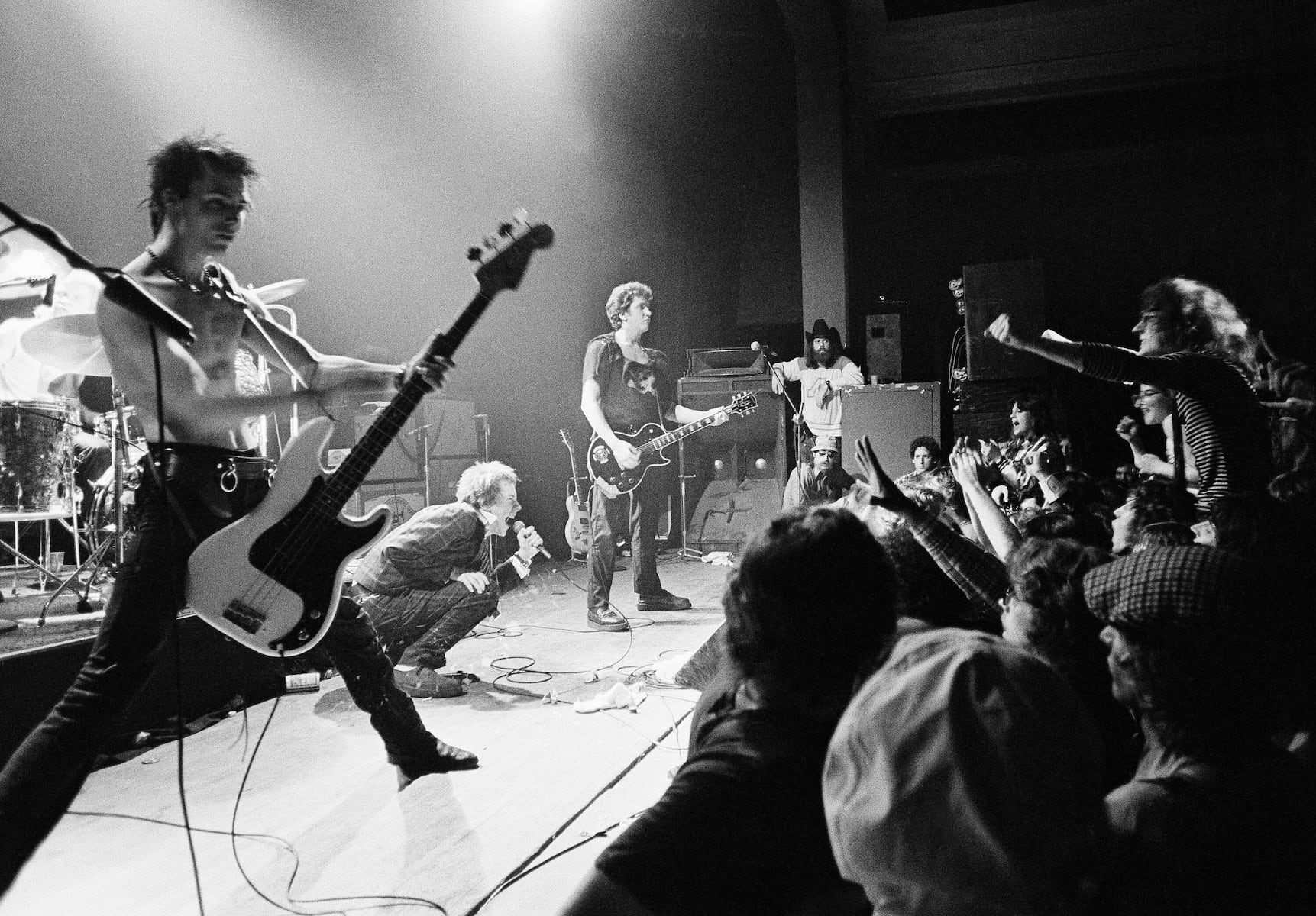 Punk rock legend to play same festival as his former band: ‘Half-hearted imitation’