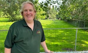 Former Chicago and Cincinnati area zoo administrator named to lead Vilas Zoo