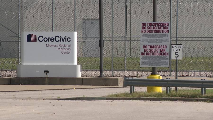 Asylum seeker's partner fears she'll die in ICE custody at Leavenworth detention facility, claiming medical neglect