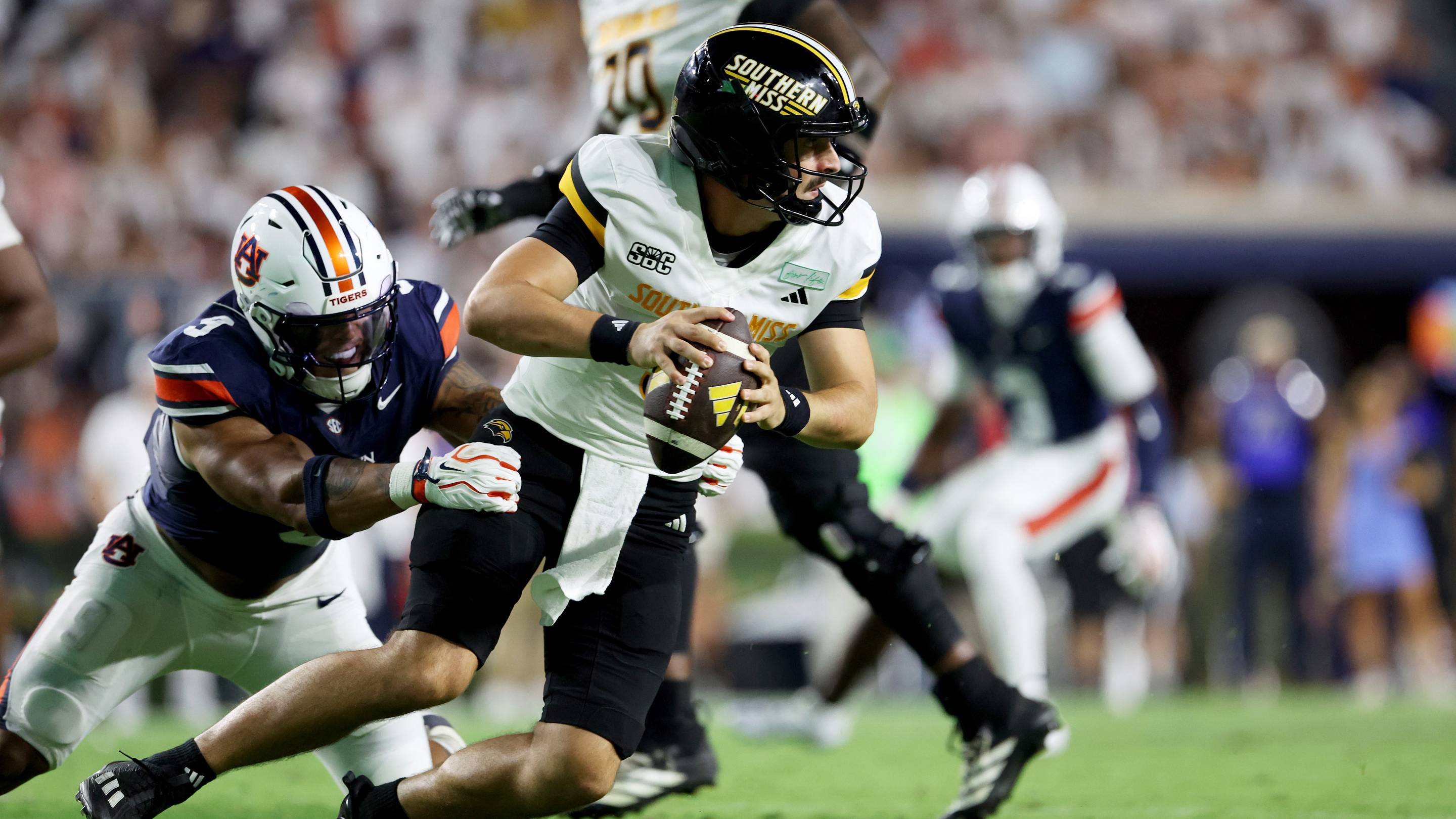 Southern Miss Coaches Take Hard Look At Mistakes From Auburn Loss