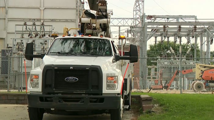 Oakland County examines DTE bills as it plans to fight proposed rate increase