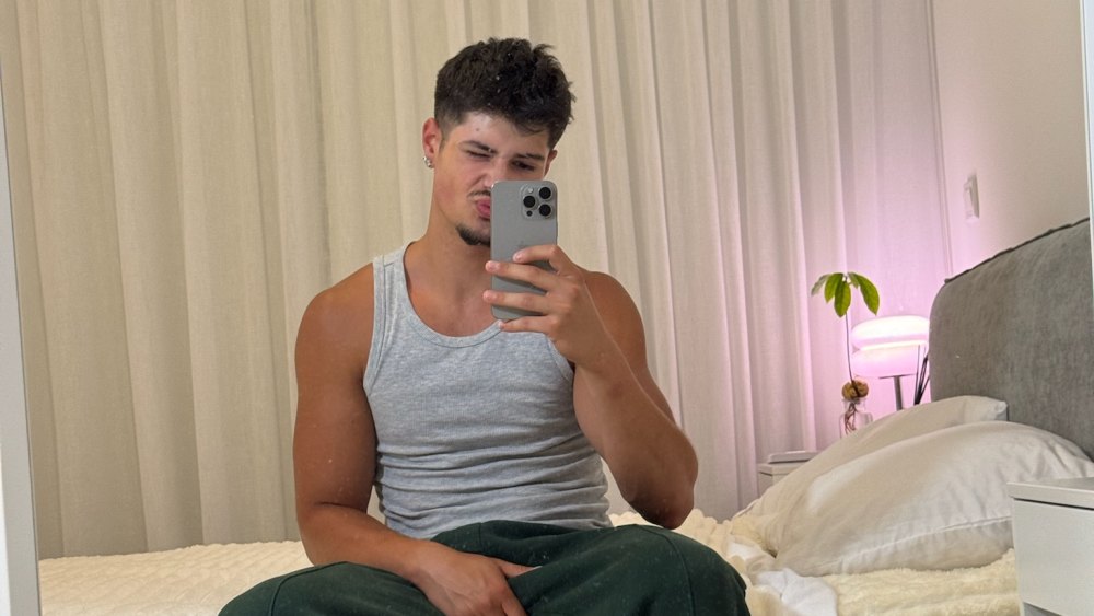 Adult Content Creator Noah Segsy Dead at 22 After Drowning in Pool: Report