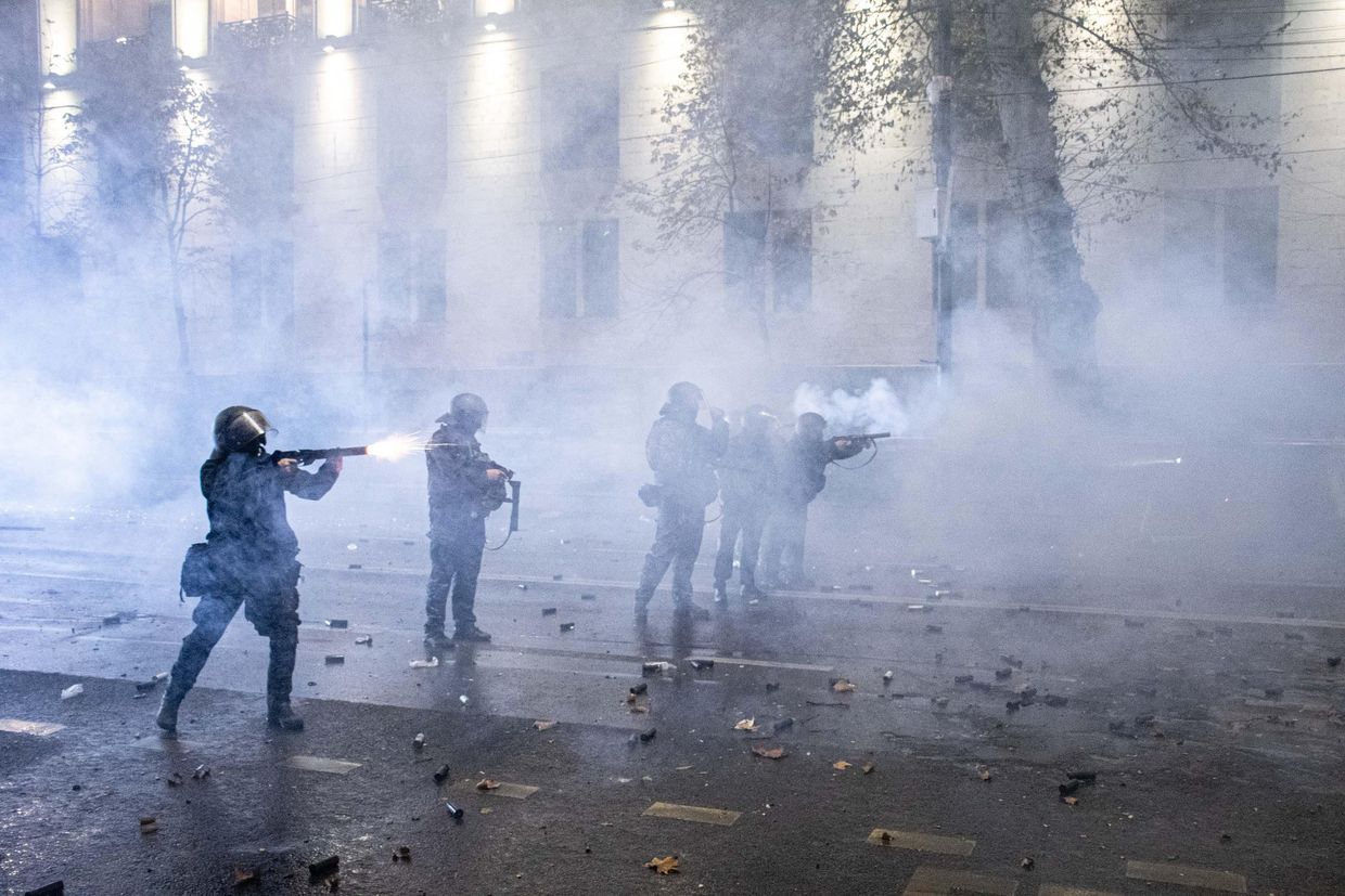Georgian Dream MPs blame ‘technical error’ after voting for bill repealing protest restrictions