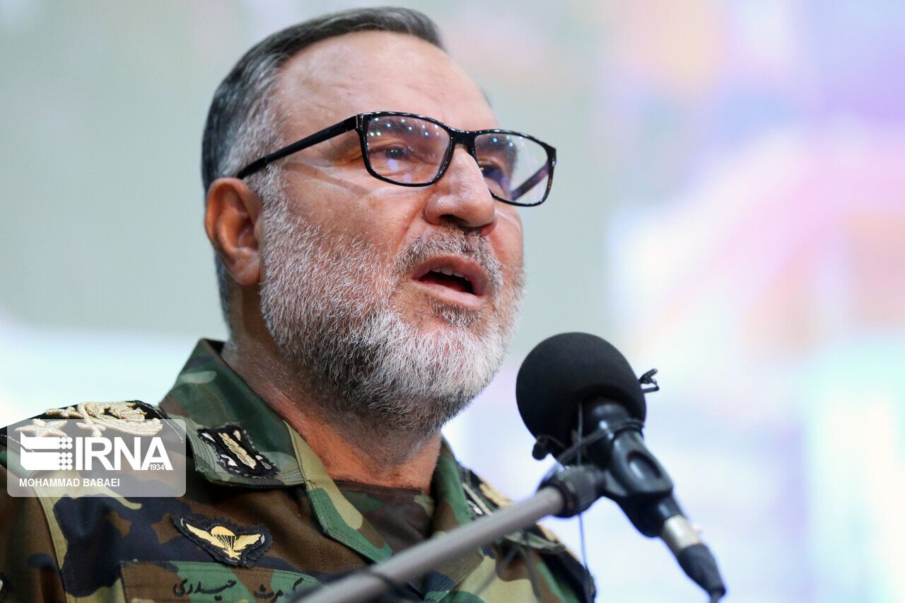 Iran seriously damaged US warships: Commander