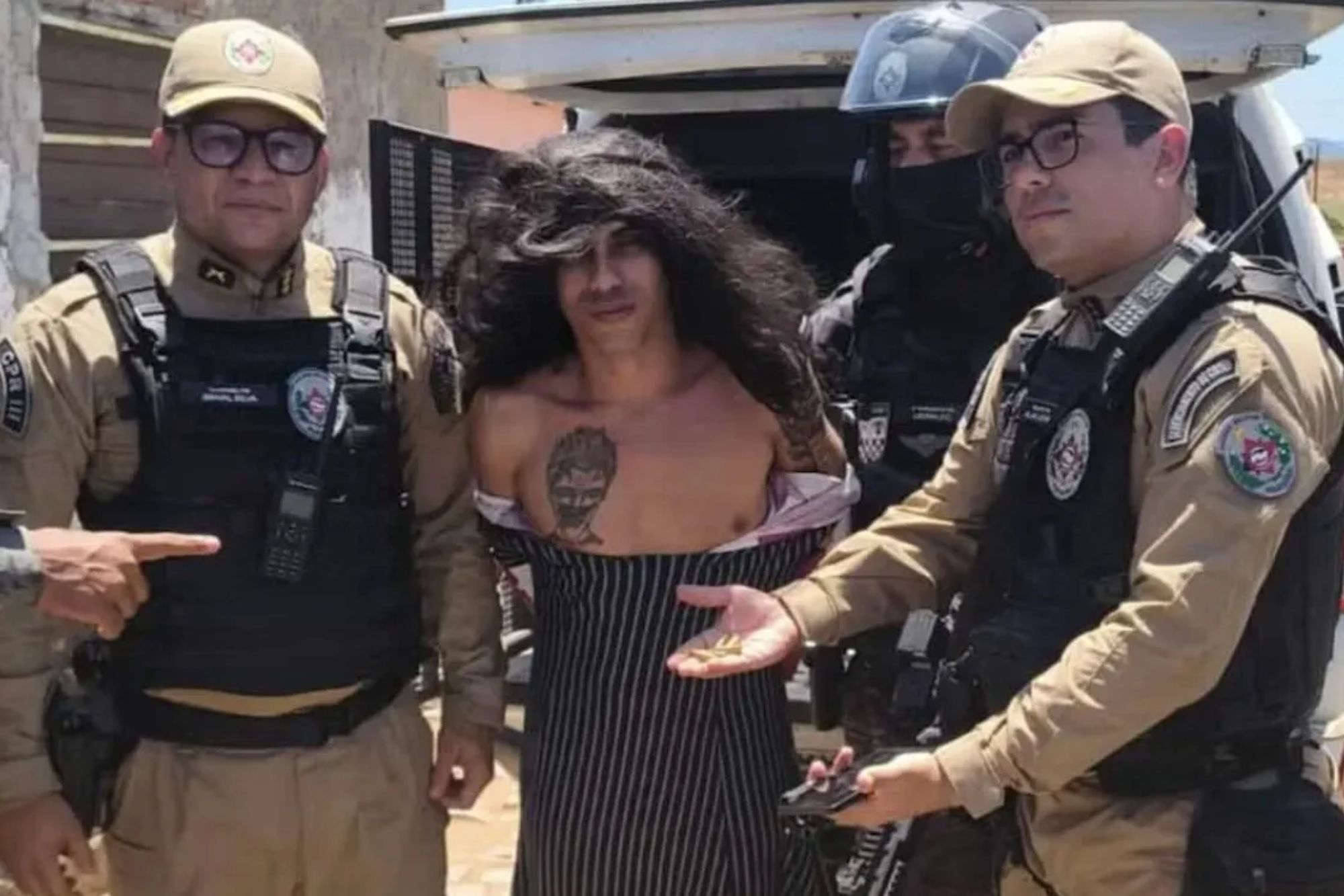 ‘Serial killer’, 33, confesses to ‘80 murders in 20 year spree’ after trying to escape police by dressing as woman