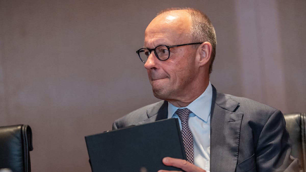 „Wenn Merkel gesagt hat, jemand genieße volle Unterstützung, konnte man Entlassung fertig machen“