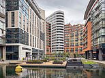 Flat prices in London continue to fall with £71,000 shaved off the typical value in four years