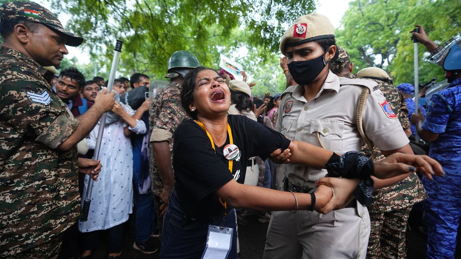 Delhi High Court dismisses PIL seeking probe into lathi charge during CJP protests