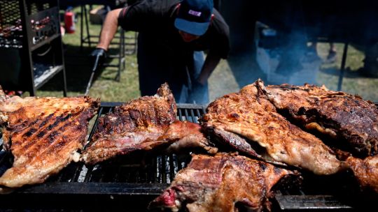 Argentines eating almost five kilos less beef a year