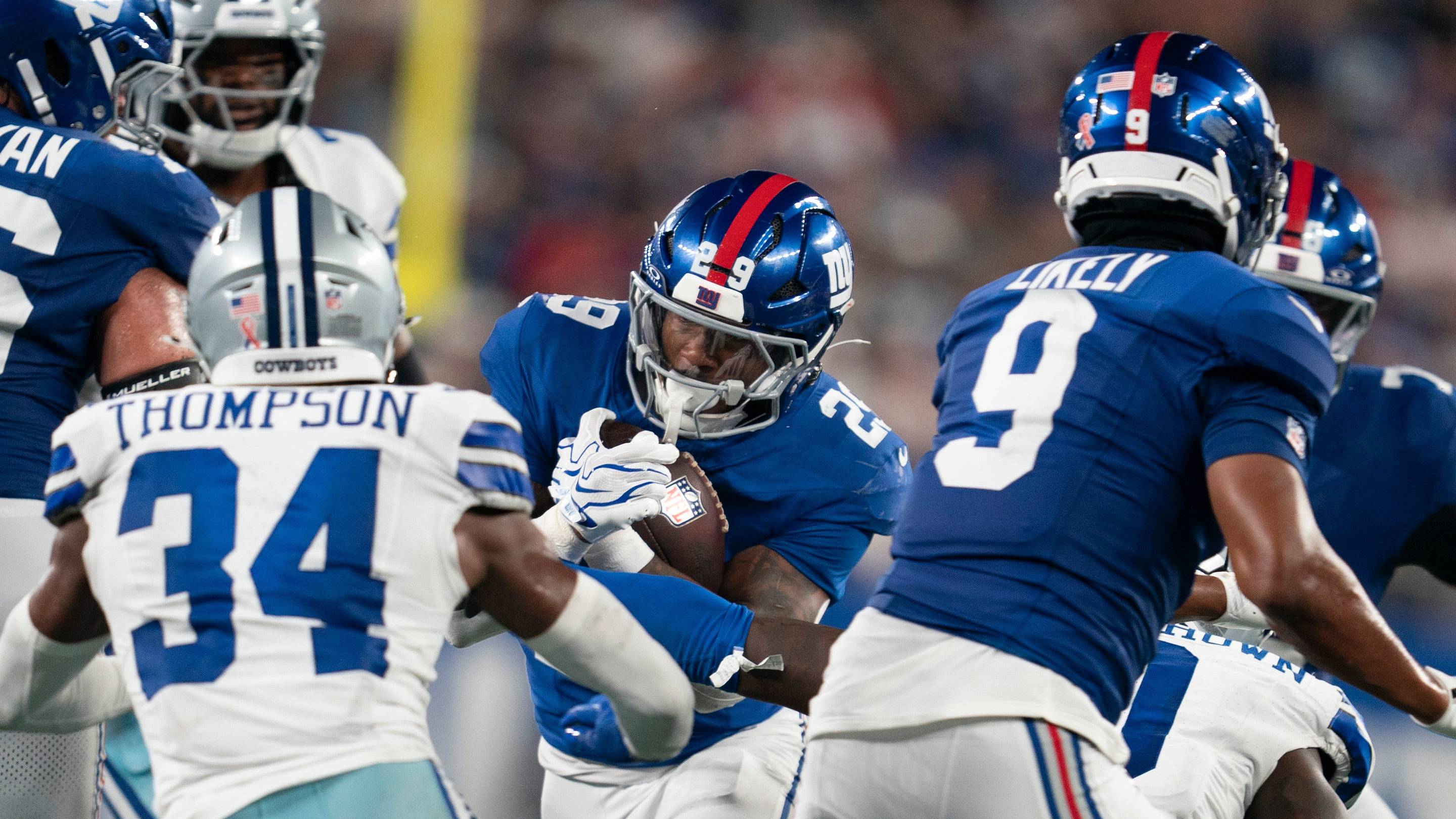 Tiki Barber Shares Advice to Giants RB Tyrone Tracy Jr for Fixing Ball Security Issues