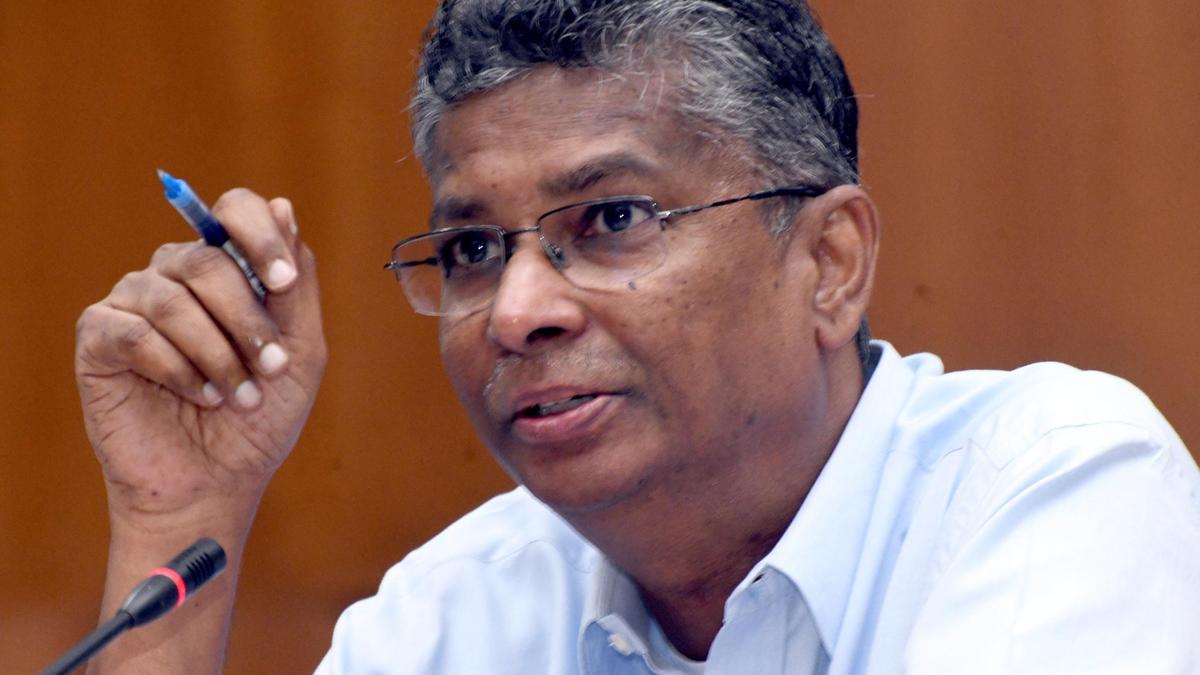 Satish Jarkiholi asks officers to speed up drought relief