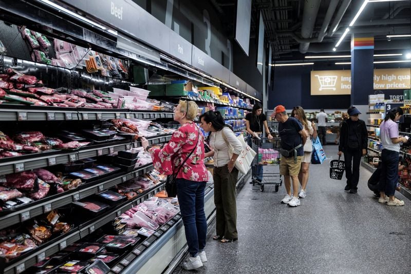 US retail sales rebound more than expected in August; import prices surge