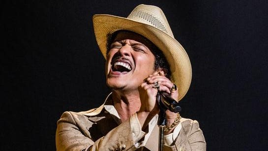 Bruno Mars Breaks His Historic Tie And Advances With His Longest-Running No. 1