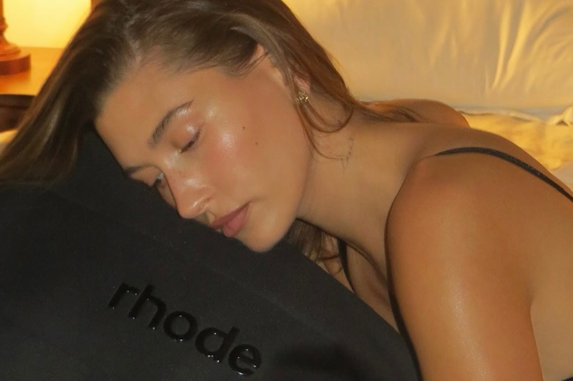 Hailey Bieber’s beloved Rhode blushes are now available in mini sizes