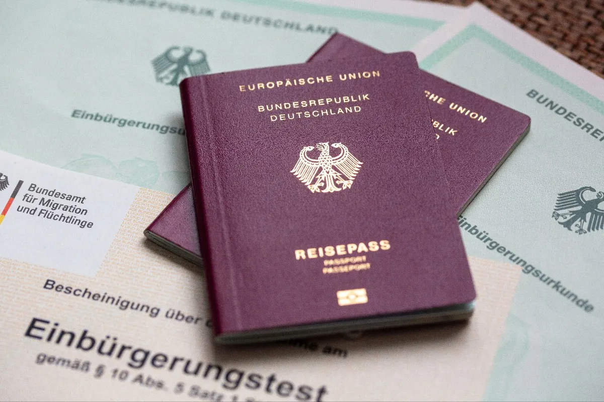 What political parties in Berlin say about immigration and German citizenship