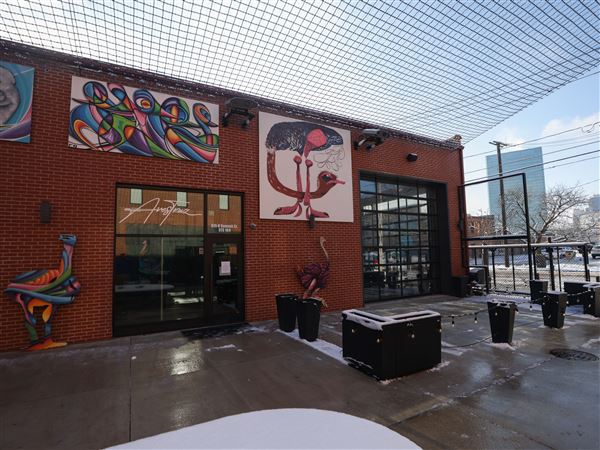 Ostrich Towne eatery to reopen under new management