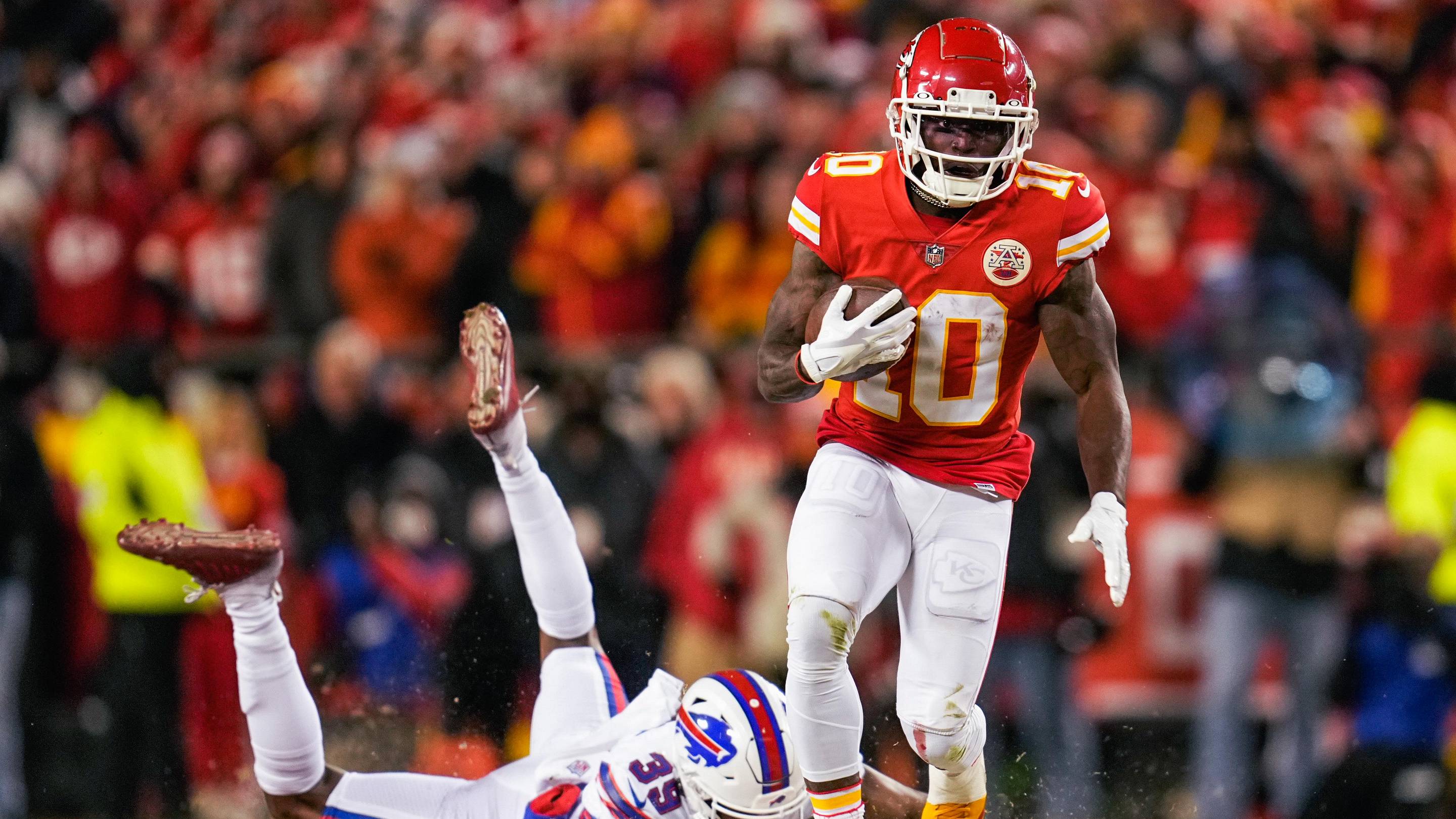 Tyreek Hill and Chiefs Rumors: Potential Fantasy Football Impact on Patrick Mahomes, Rashee Rice, and Travis Kelce