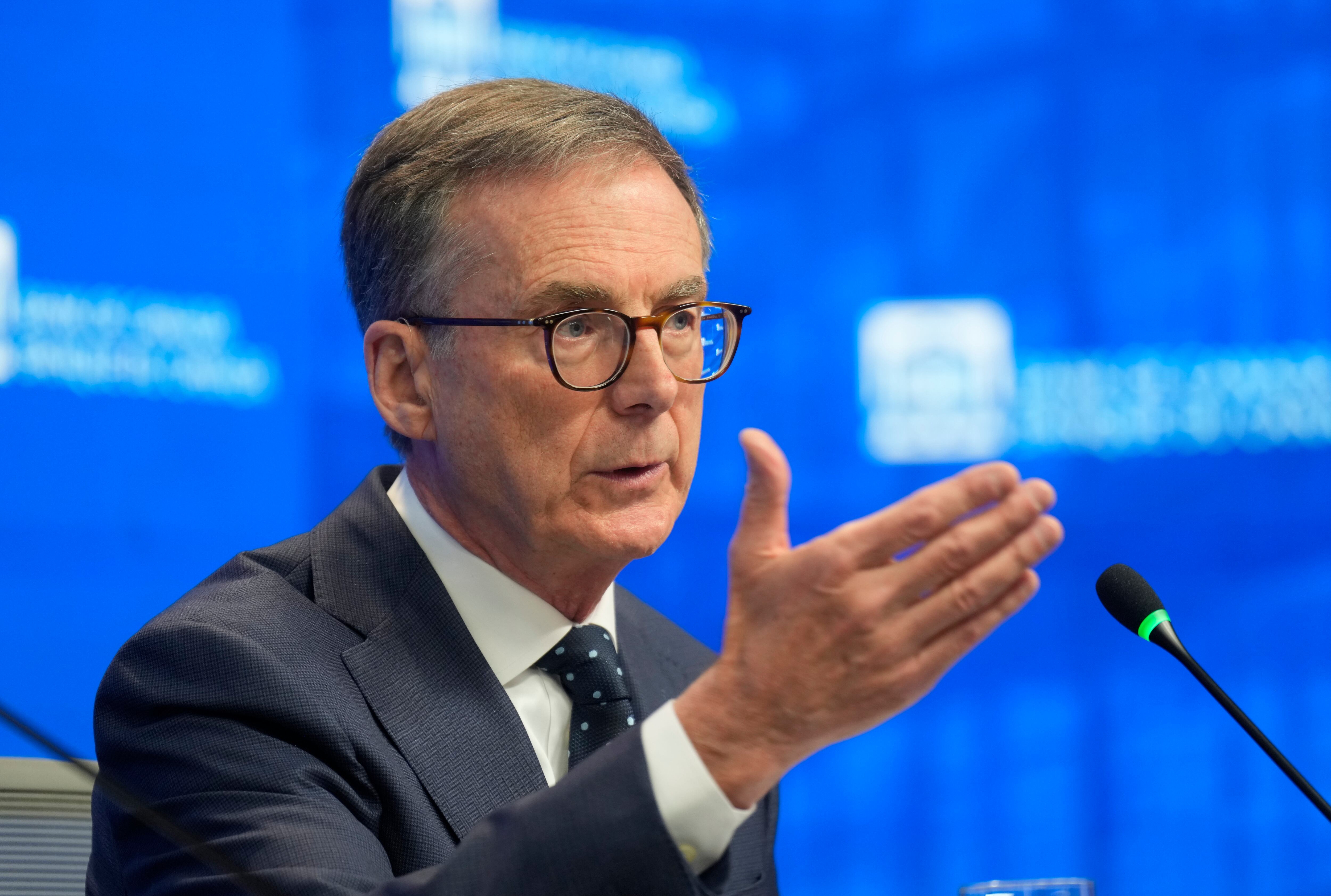 BoC concerned trade war will weigh on confidence, deliberations show