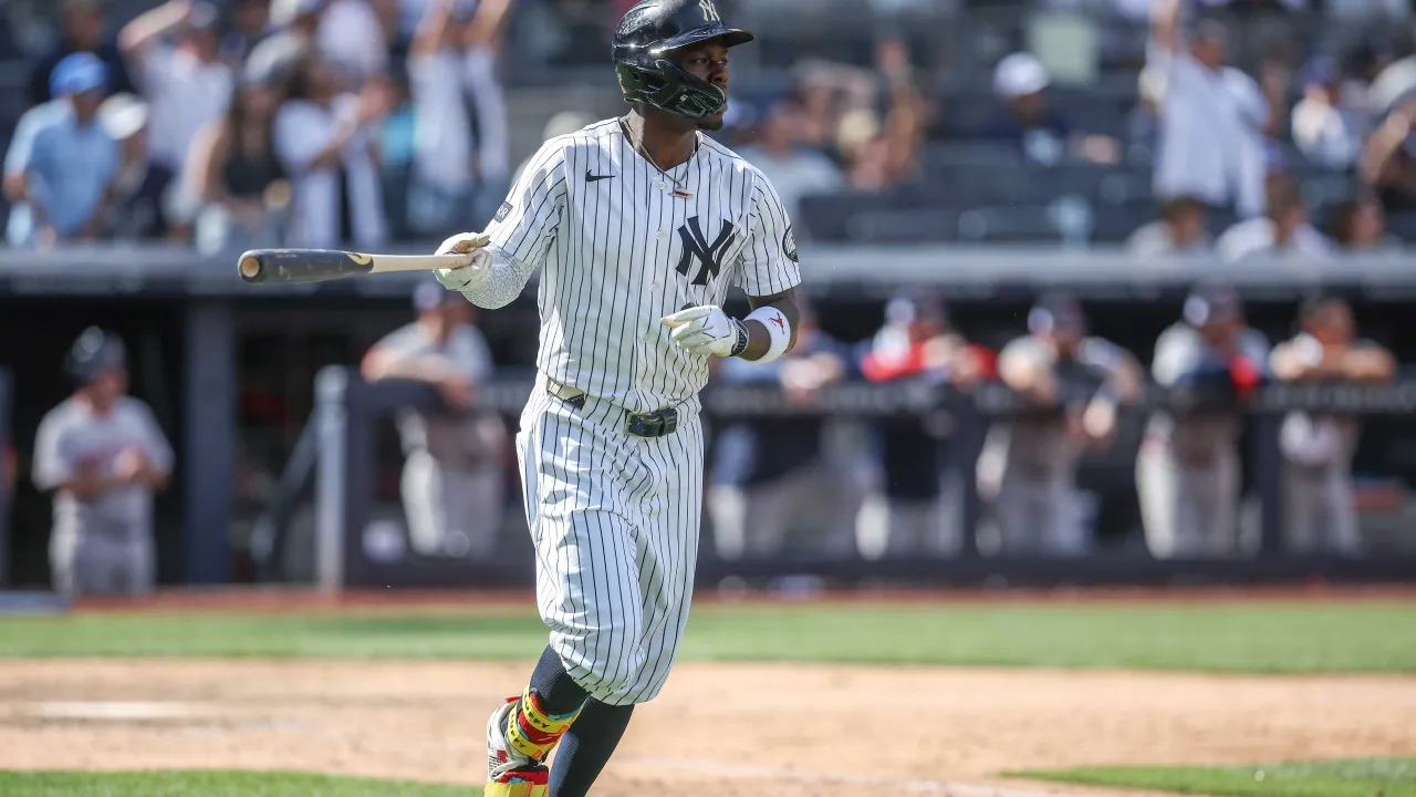Jazz Chisholm Jr. urged to accept $21.05M offer if Yankees make it