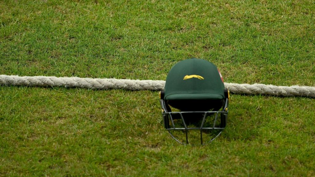 Leicestershire on brink of relegation after 27-point deduction