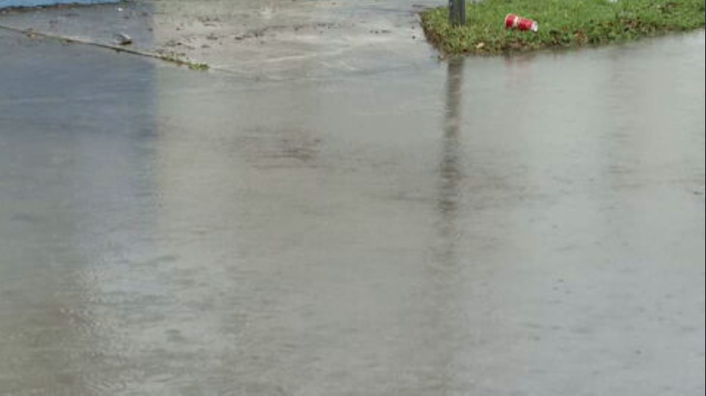 Flash flooding kills 3 overnight in New Mexico, police say, as serious flood threat ramps up for Southwest