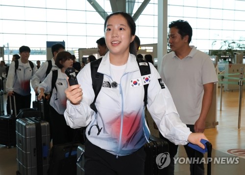 (Asiad) Table tennis player, rower to carry nat'l flag at opening ceremony