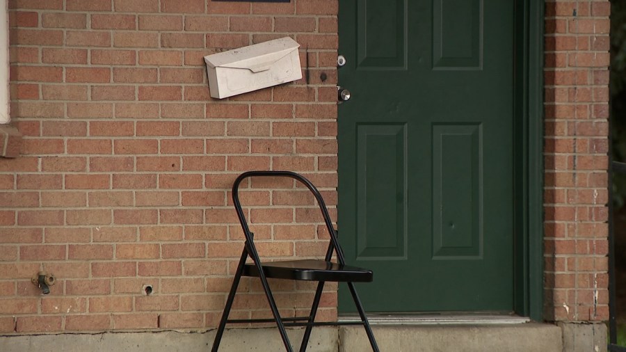 Denver residents go 6 months without mail after USPS suspends service to housing complex