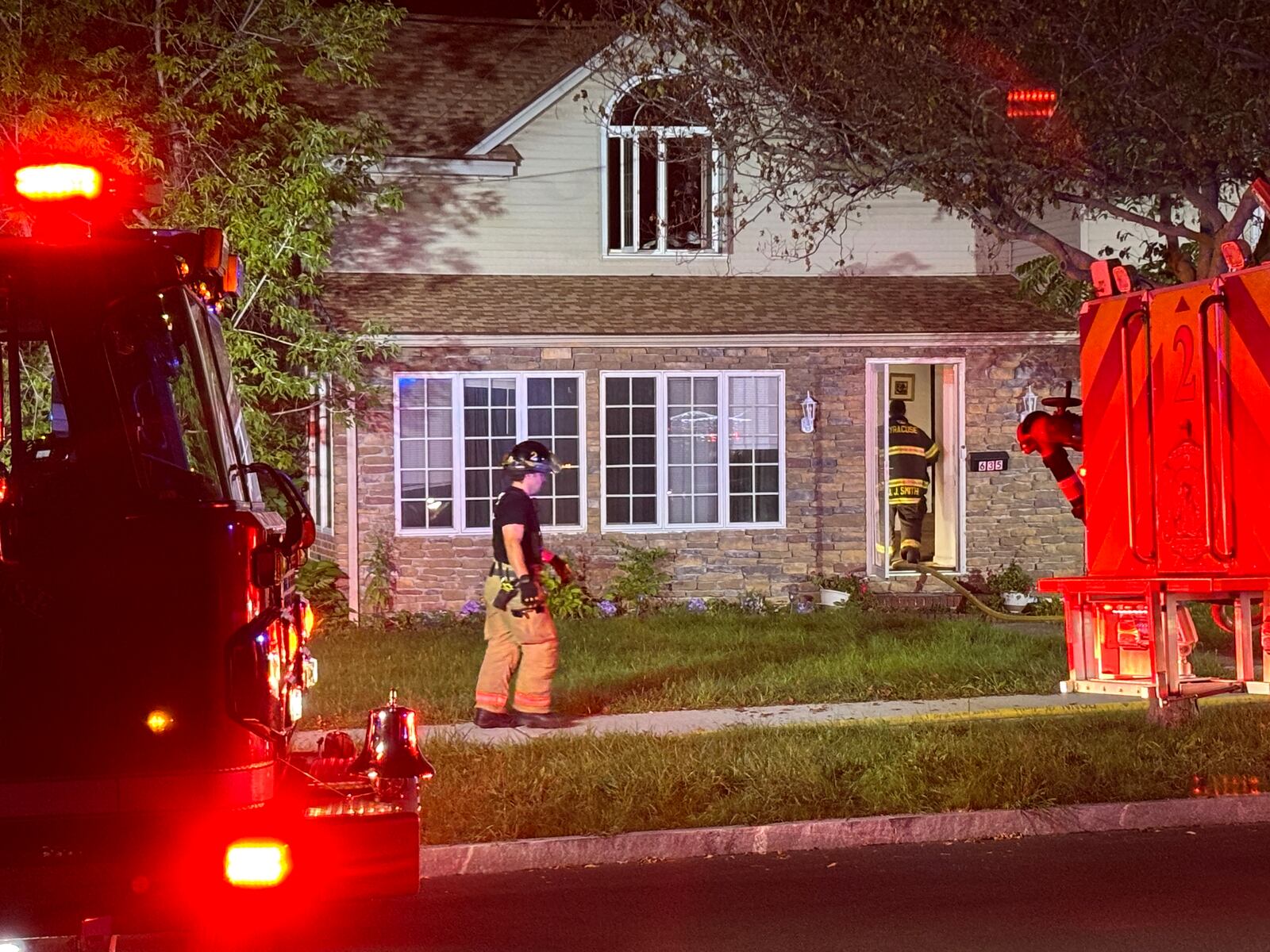 Firefighters quickly put out dryer fire in basement of Syracuse home