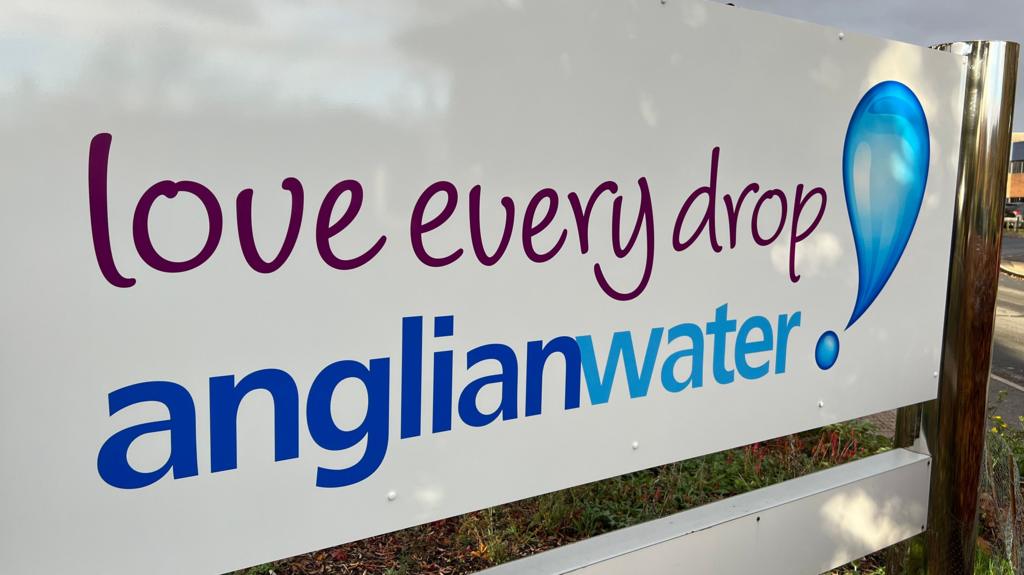 Burst pipes leave homes and schools without water
