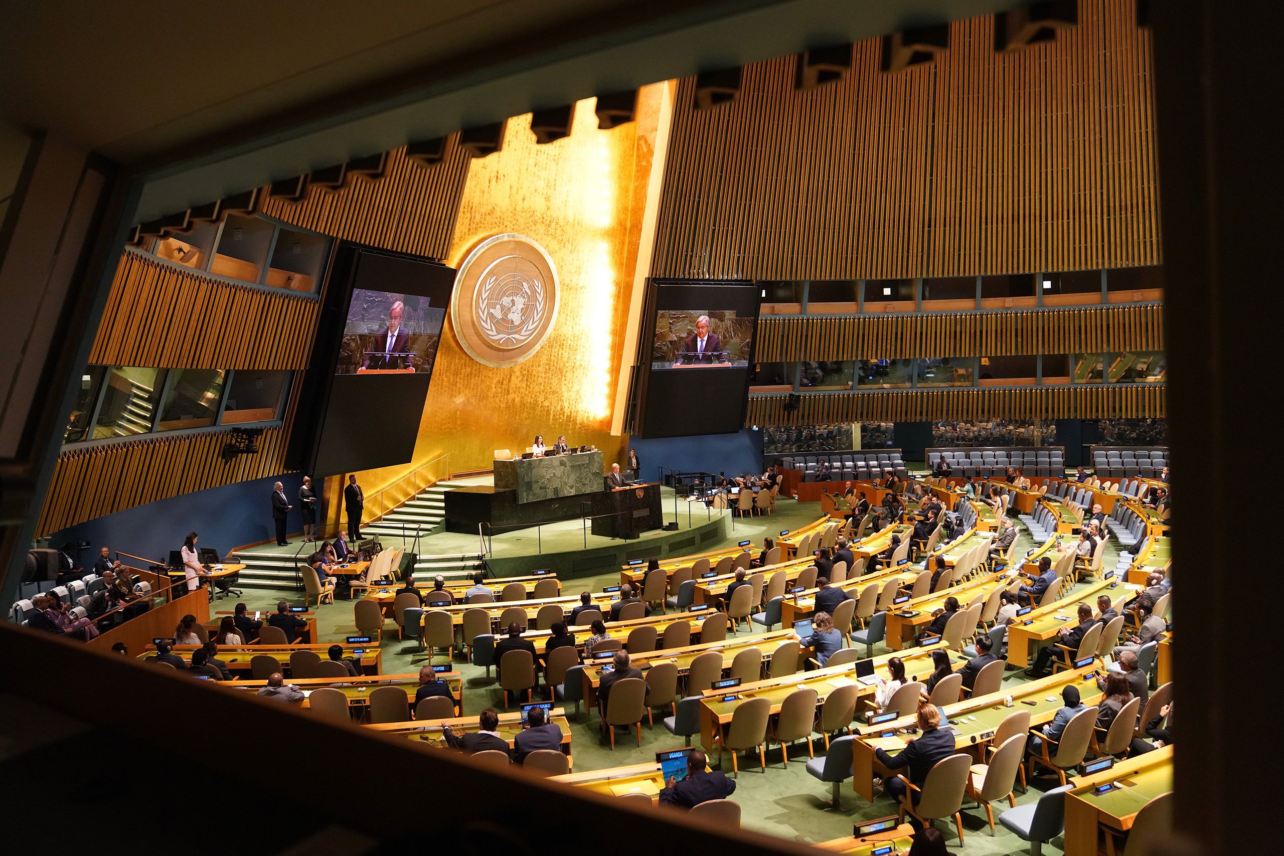 Donald Trump Returns to the U.N. Amid the Collapse of the Old Order