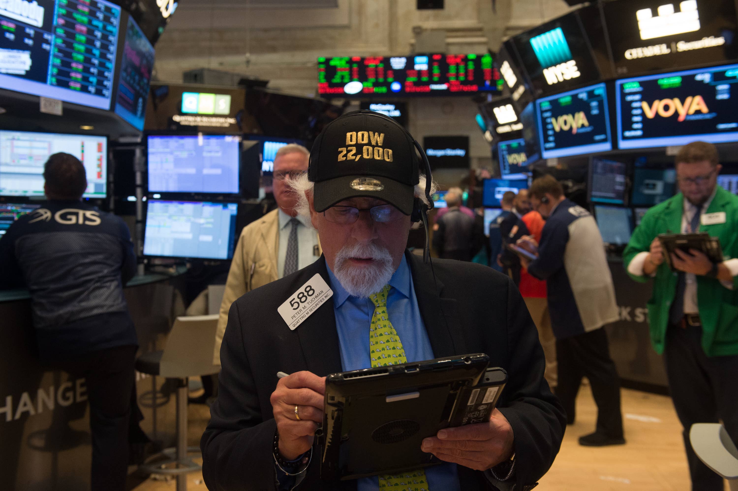 SCHD investors sit on a $216,000 gap no statement shows