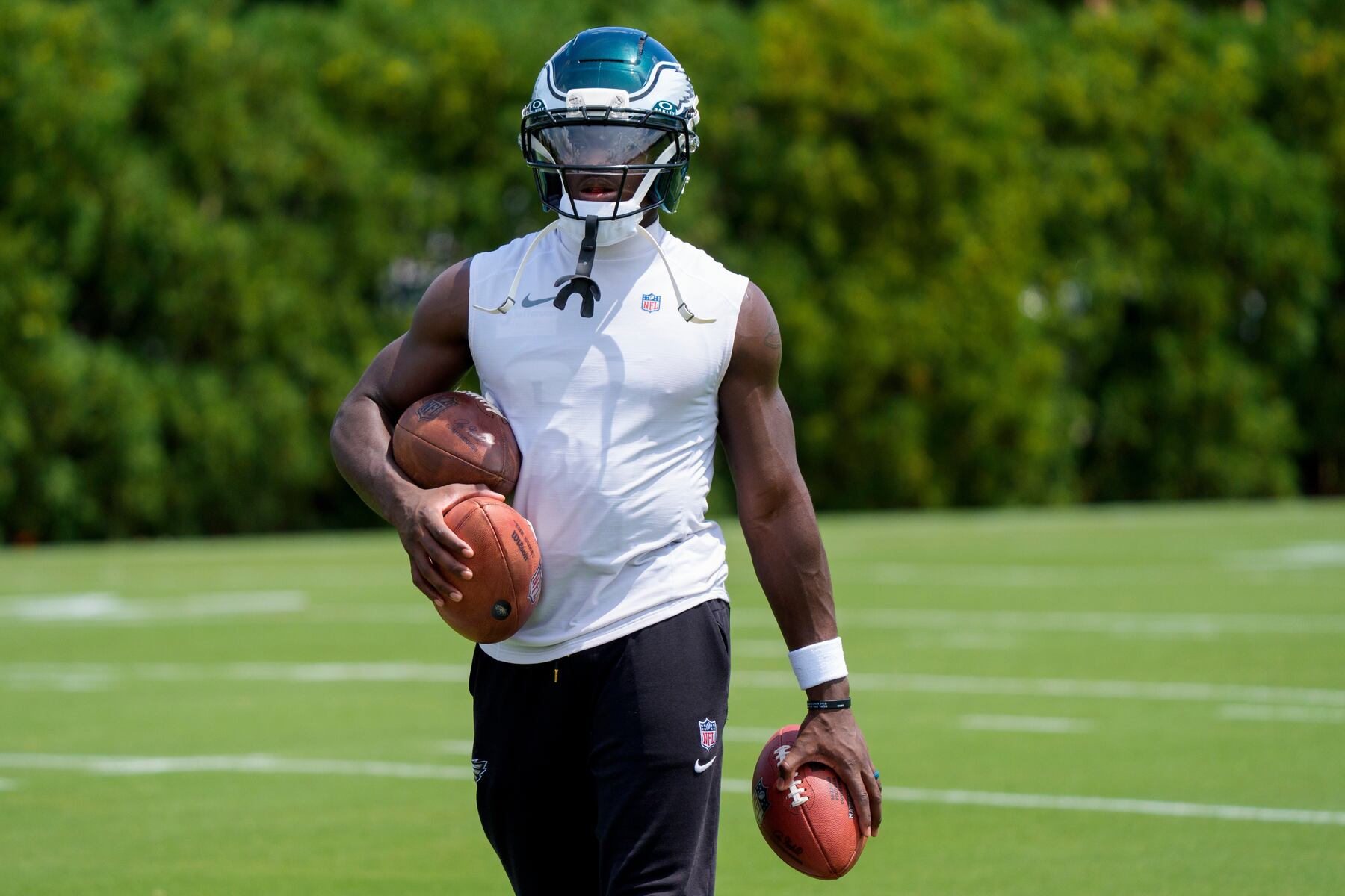 This undrafted Eagles ‘specimen’ is making an underrated impact: ‘I have that hunger’